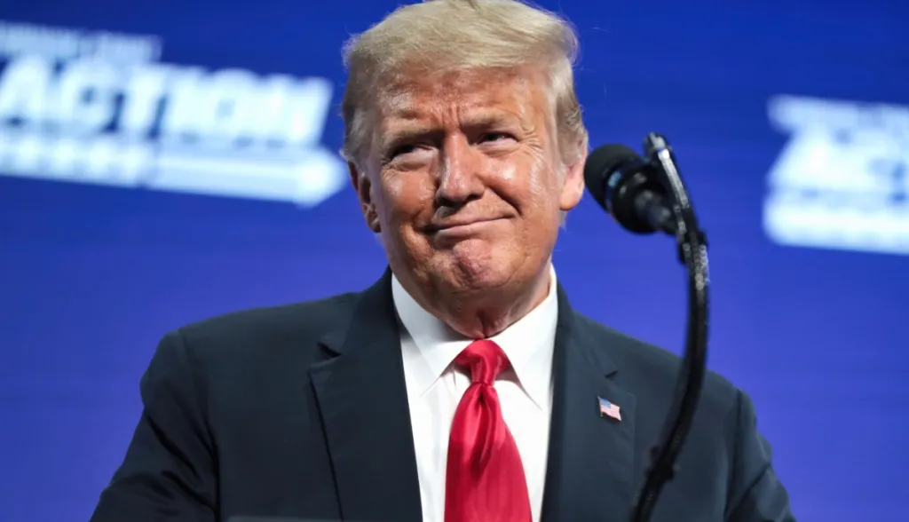 “Menos do que o esperado, mas não pouco”: o impacto dos primeiros dias de Trump no setor cripto