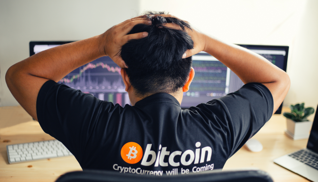 Seis casos de pessoas e governos que venderam Bitcoin cedo demais