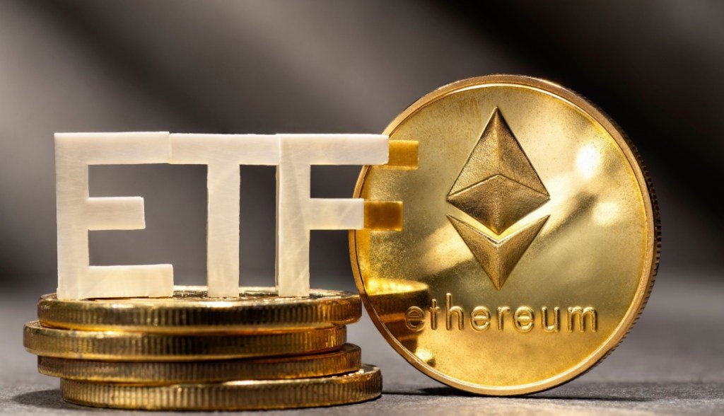 Entradas em ETFs de Ethereum superam ETFs de Bitcoin pelo quinto dia consecutivo