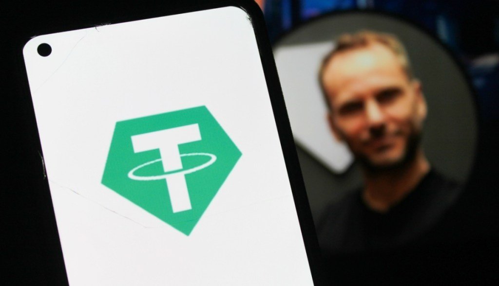 “Em 5 a 10 anos haverá mais pagamentos conduzidos por IA do que por pessoas”, diz CEO da Tether