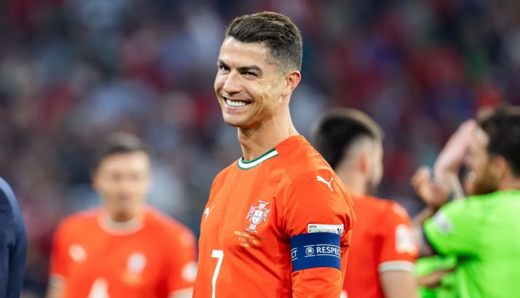 Rumor sobre criptomoeda de Cristiano Ronaldo resulta em golpes de R$ 770 milhões
