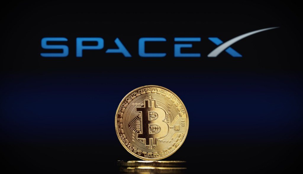 SpaceX de Elon Musk transfere R$ 560 milhões em Bitcoin