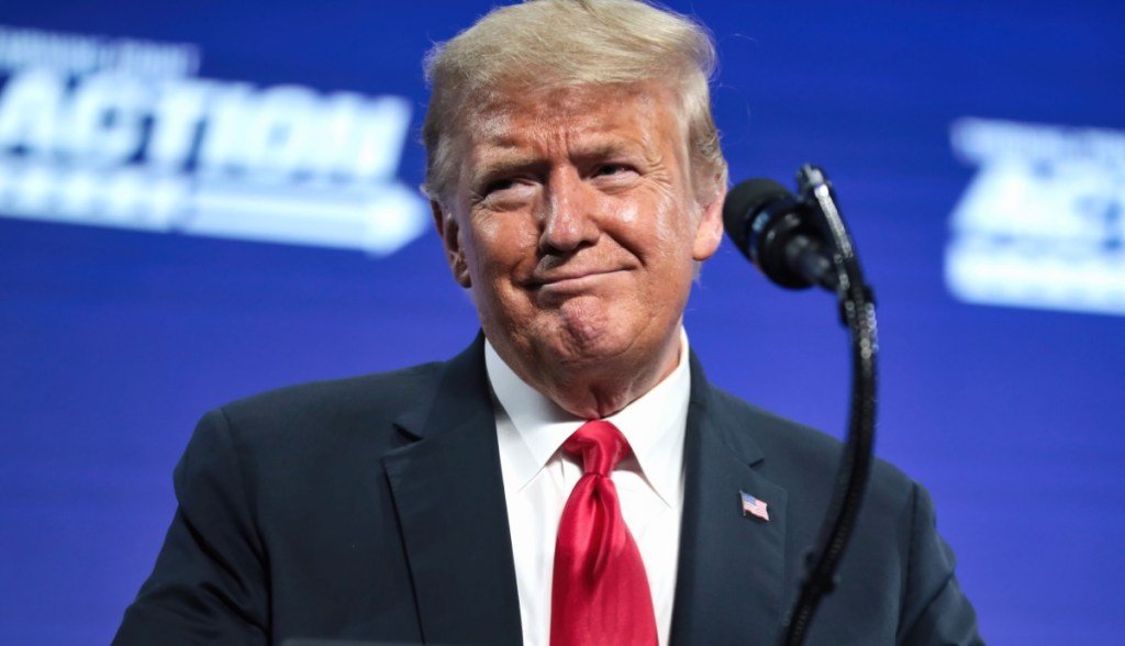 Jogo cripto oficial de Trump vai dar US$ 1 milhão em memecoins